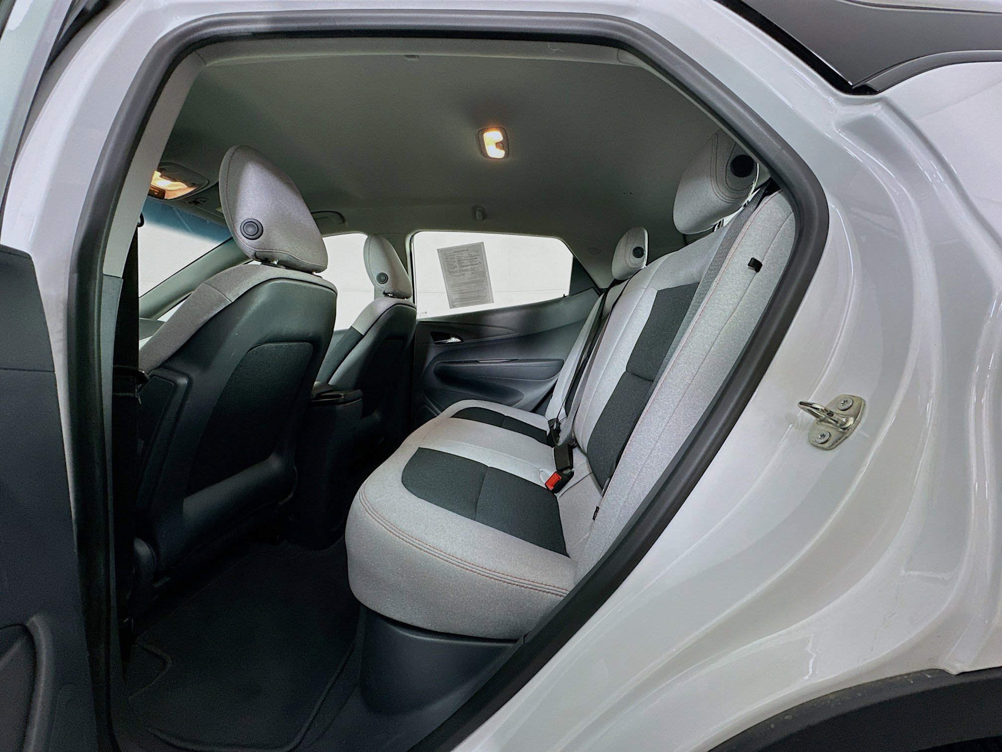 Used 2019 Chevrolet Bolt LT FWD image 27