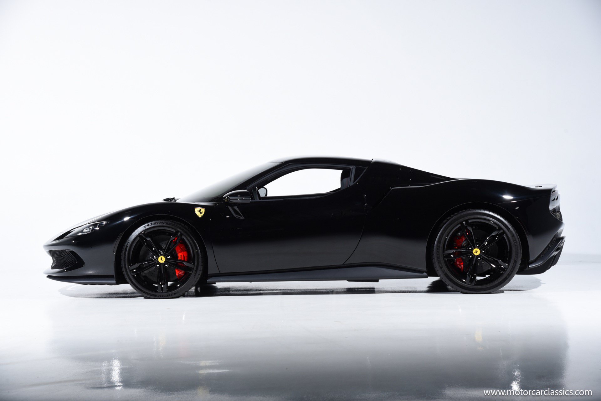 Used 2023 Ferrari 296 GTB RWD image 8