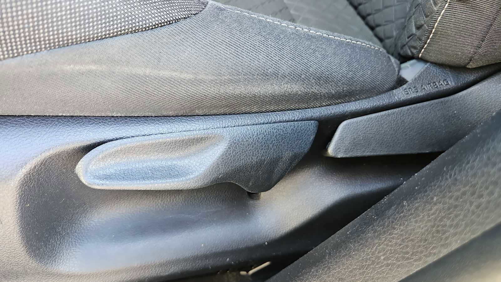 Used 2021 Toyota C-HR LE FWD image 14