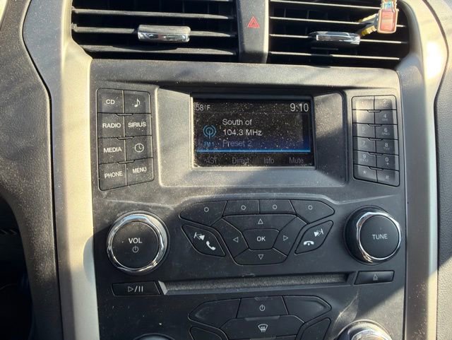 Used 2016 Ford Fusion SE w/ Equipment Group 202A FWD image 35
