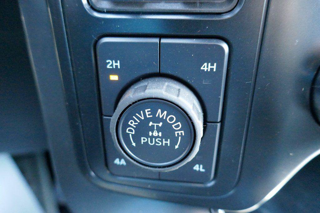 New 2025 Ford F150 Lariat w/ Equipment Group 501A Mid image 25