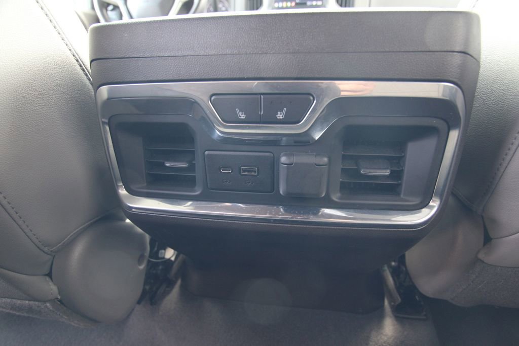 Used 2021 Chevrolet Silverado 1500 LTZ AWD/4WD image 37