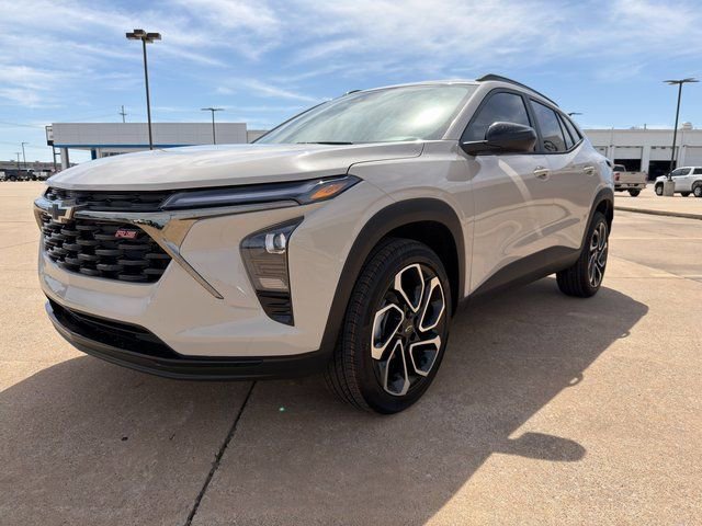 New 2026 Chevrolet Trax RS w/ Sunroof Package image 8