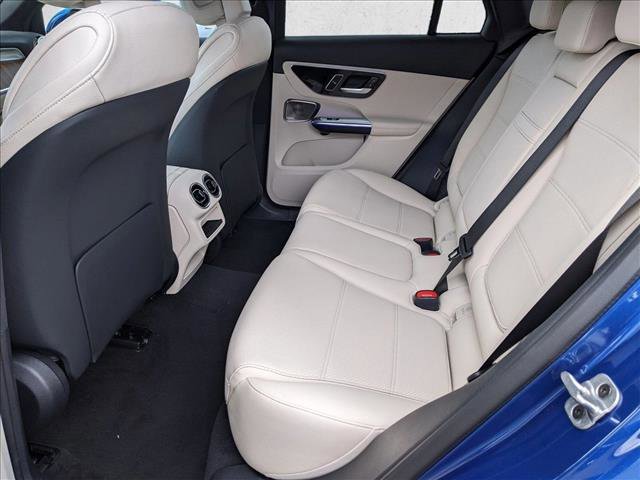 Used 2026 Mercedes-Benz GLC 300 4MATIC image 16