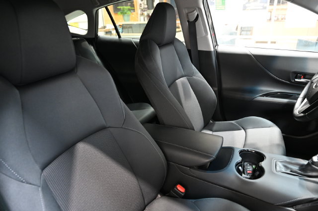 Used 2023 Toyota Venza LE AWD/4WD image 8