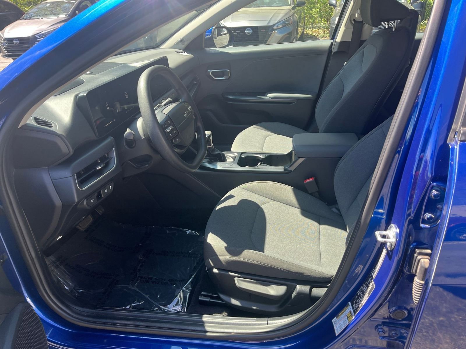Used 2025 Kia K4 FWD image 23