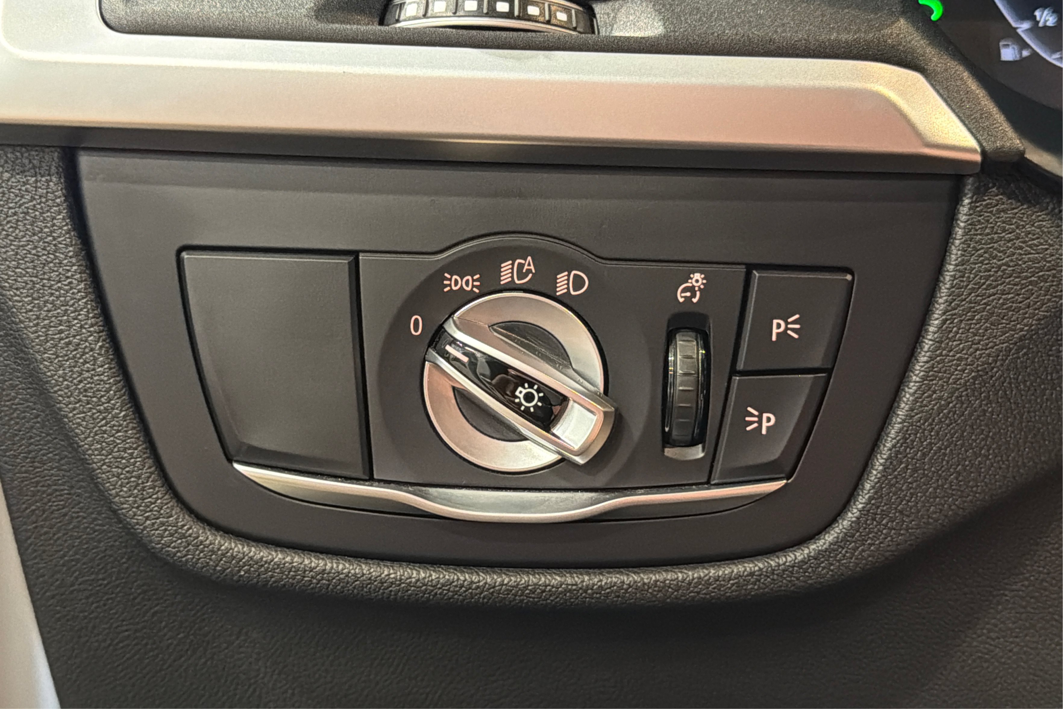 Used 2024 BMW X3 xDrive30i AWD/4WD image 21