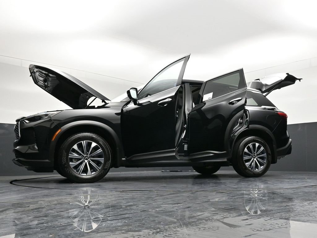 Certified 2025 INFINITI QX60 Pure image 41