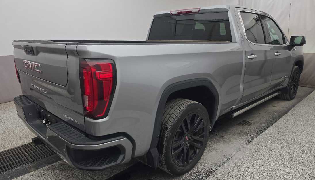 Used 2024 GMC Sierra 1500 Denali w/ Denali Reserve Package image 5