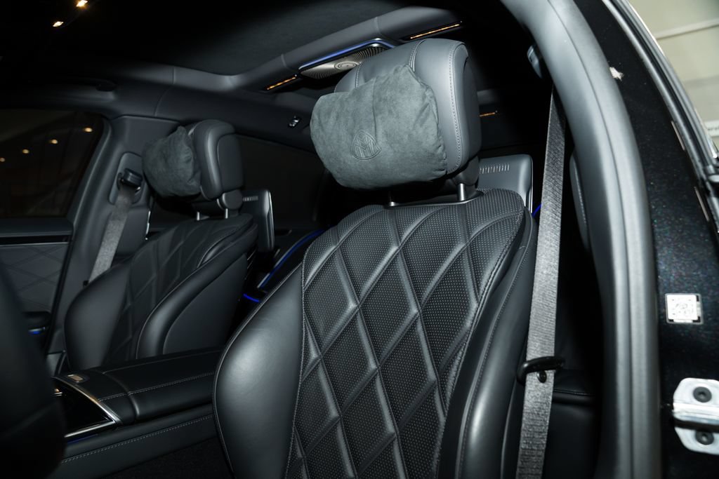 Certified 2022 Mercedes-Benz Maybach S 580 4MATIC image 36