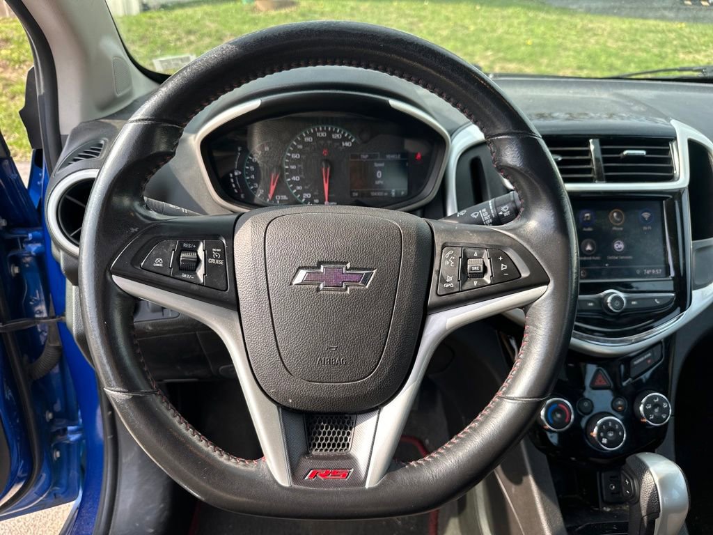 Used 2020 Chevrolet Sonic LT w/ Convenience Package image 14