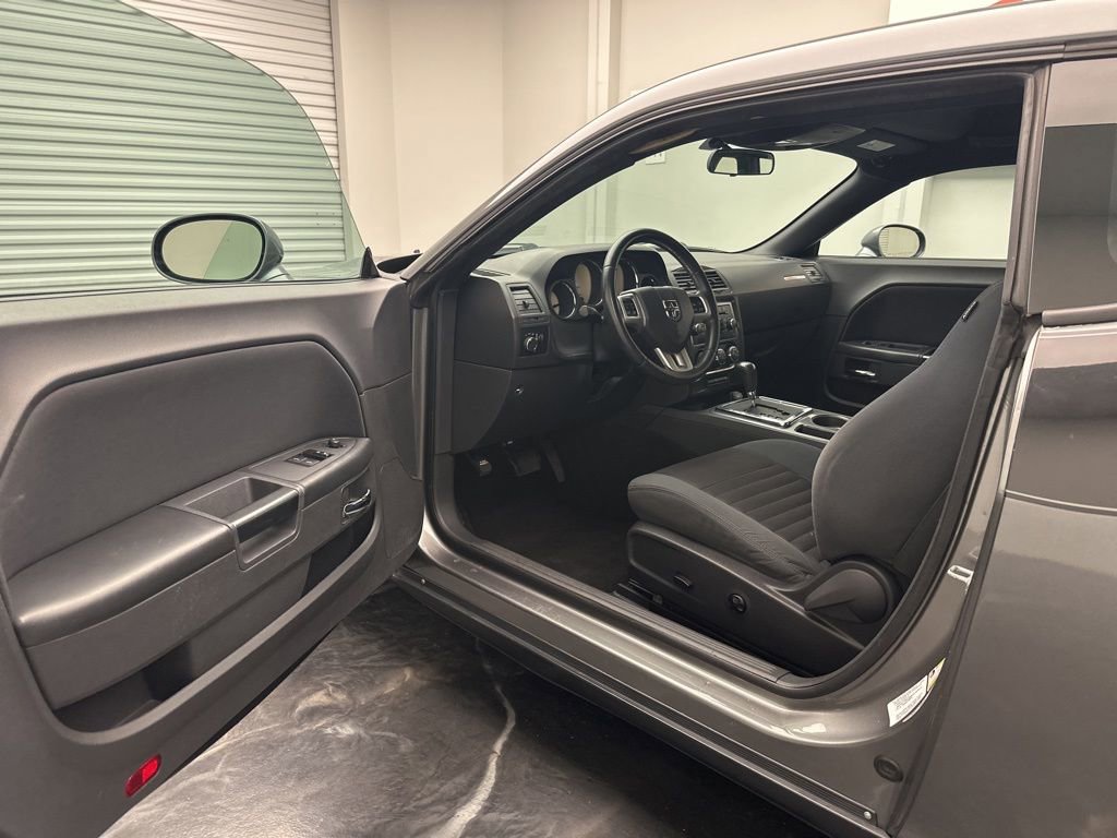 Used 2012 Dodge Challenger SXT w/ Sound Group image 5