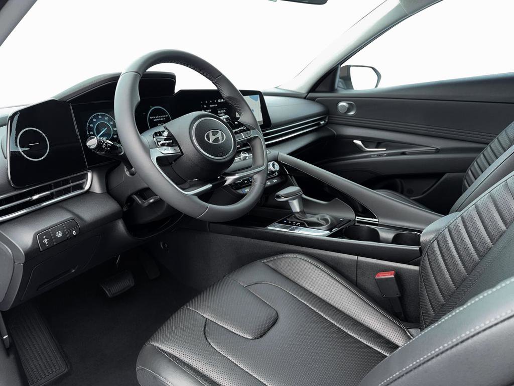 New 2026 Hyundai Elantra Limited image 9