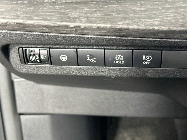 Used 2023 Nissan Ariya FWD image 22