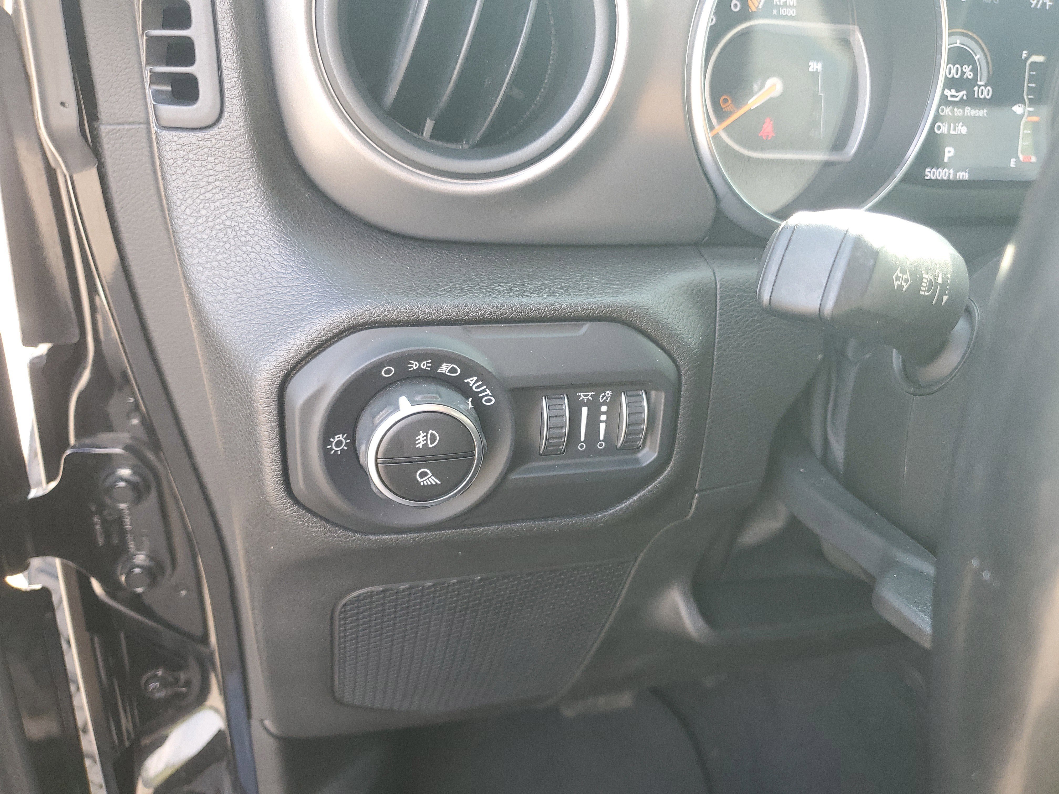 Used 2021 Jeep Gladiator Sport AWD/4WD image 20