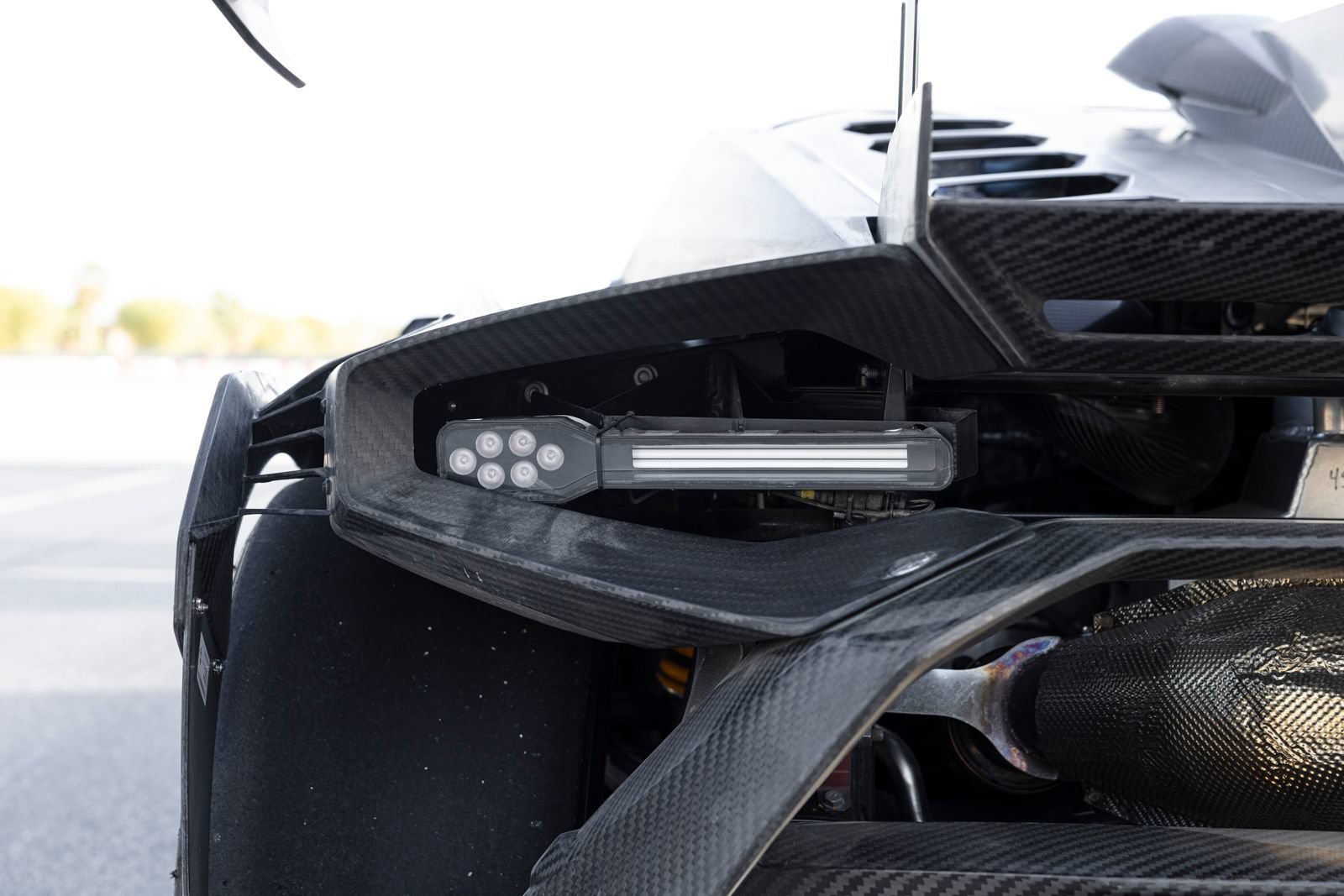 Used 2022 Lamborghini Huracan EVO RWD image 18