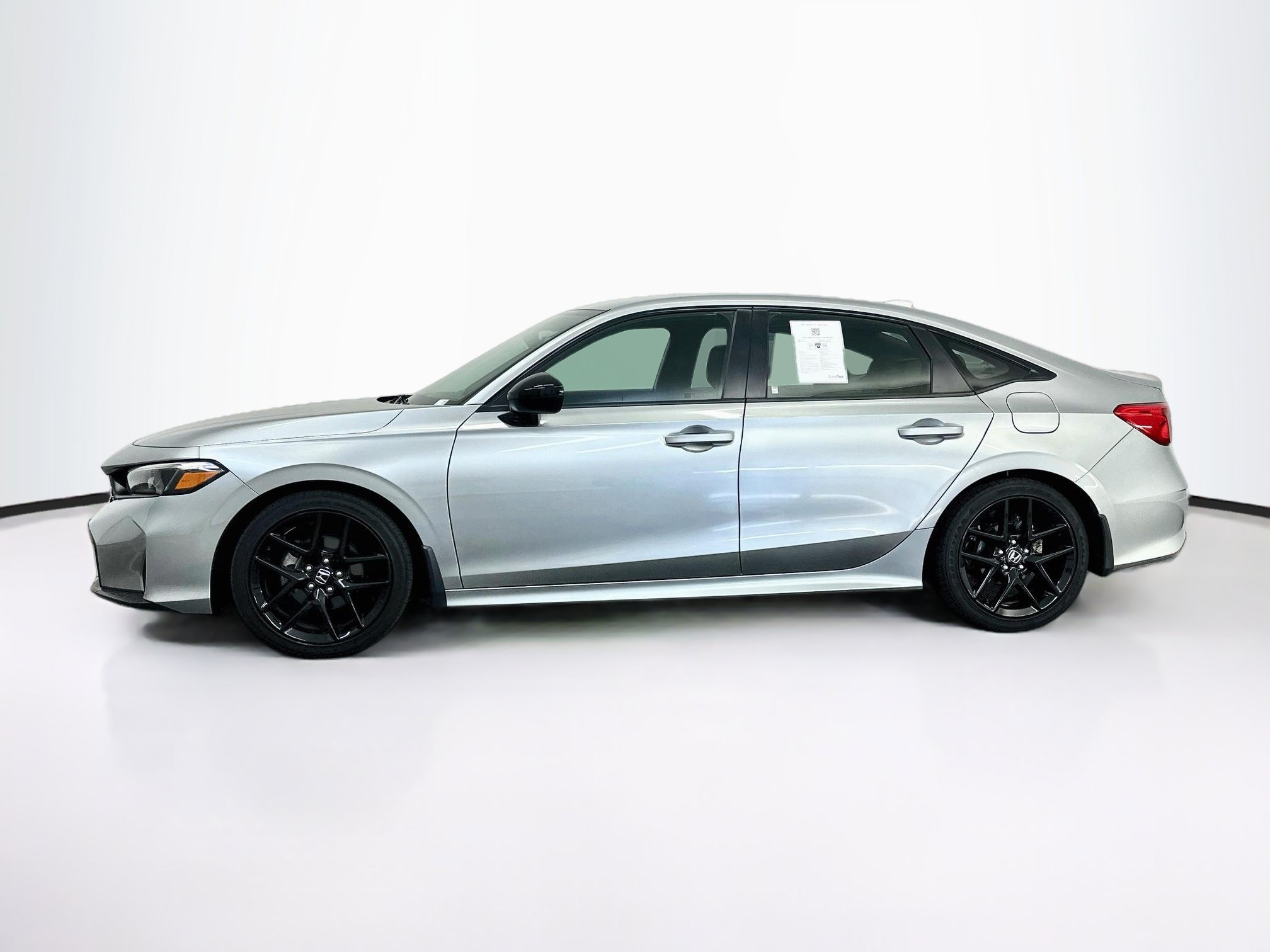 Used 2025 Honda Civic Sport image 4