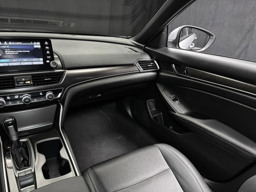 Used 2020 Honda Accord Sport image 37