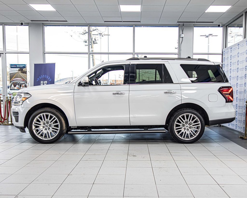 Used 2024 Ford Expedition Limited AWD/4WD image 6
