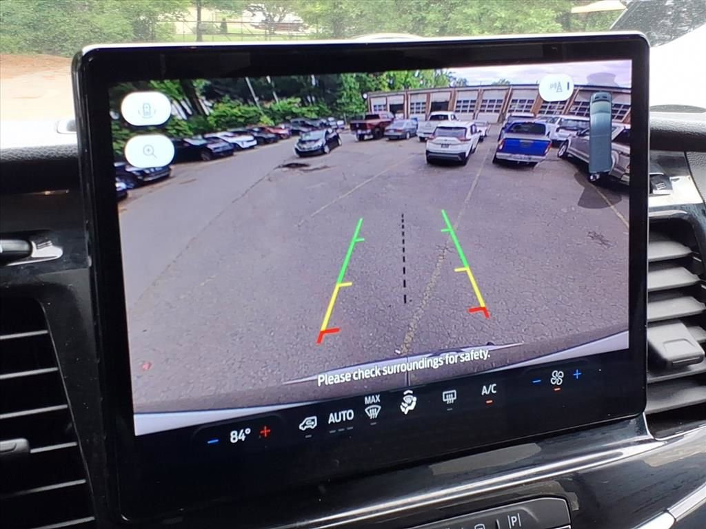 Used 2024 Ford Transit 350 XLT RWD image 3