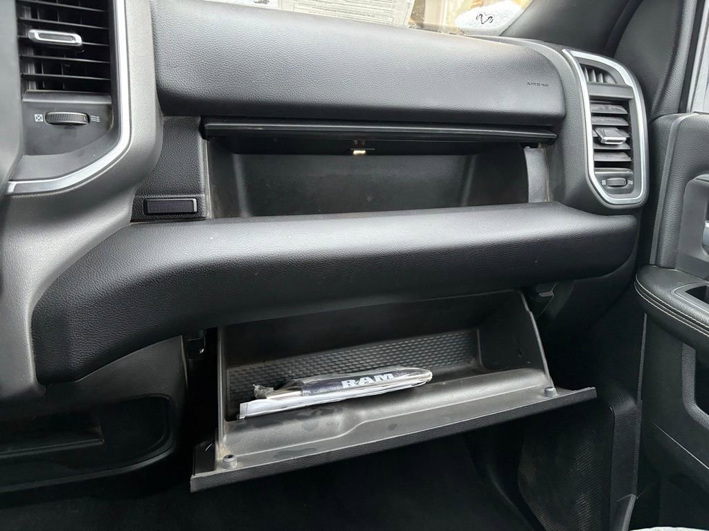 Used 2024 RAM 3500 Big Horn image 30