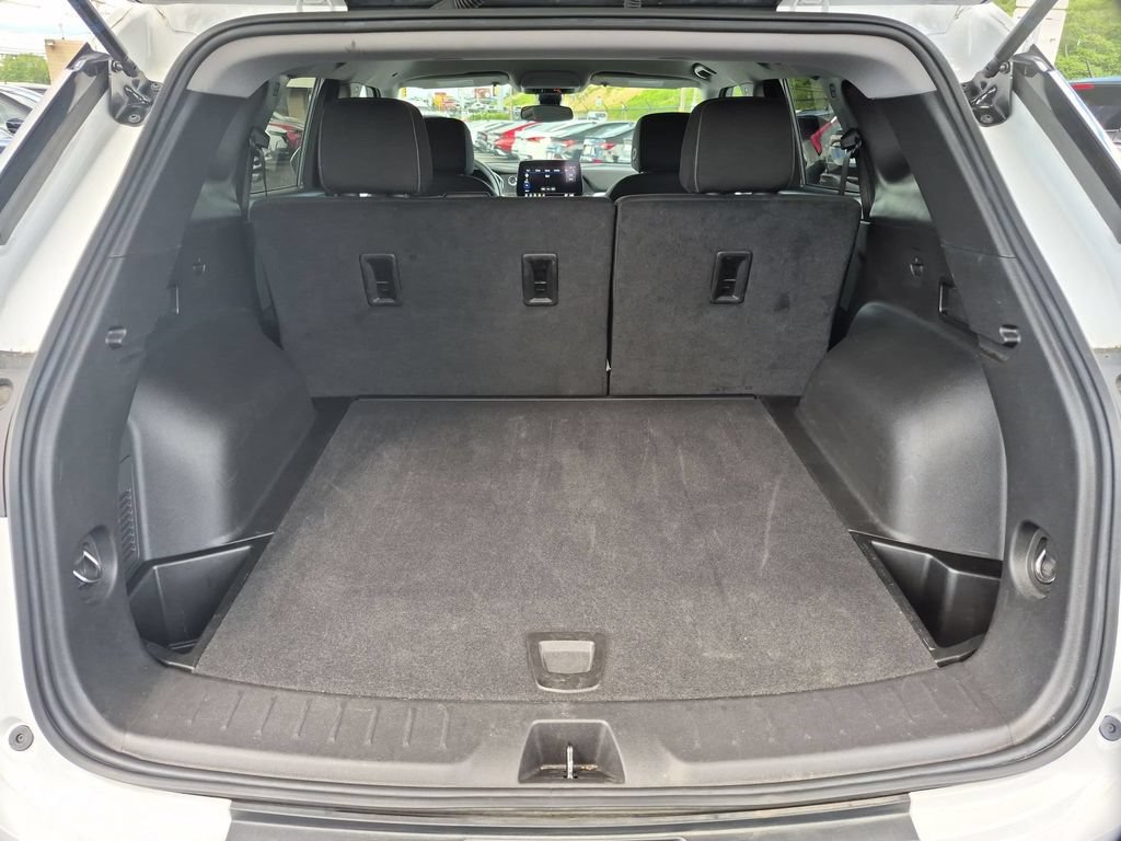 Used 2025 Chevrolet Blazer LT AWD/4WD image 29