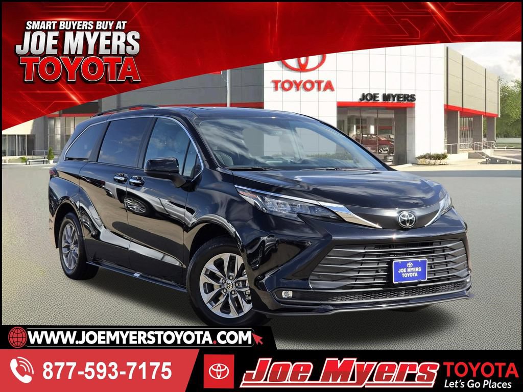 Used 2026 Toyota Sienna XLE