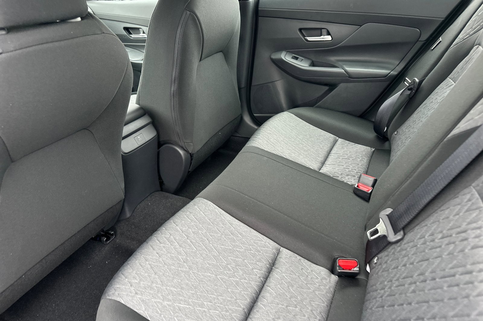 New 2026 Nissan Sentra SV image 12