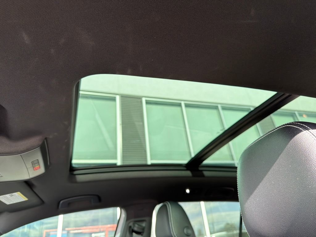 Certified 2023 Volkswagen Atlas Cross Sport SE w/ Panoramic Sunroof Package image 23