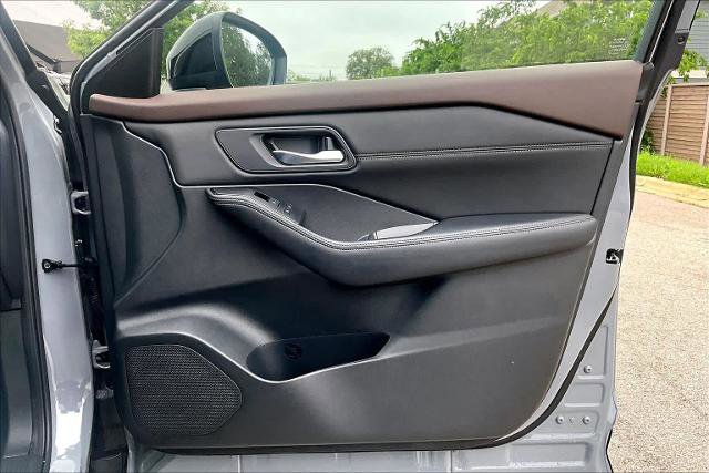 Certified 2023 Nissan Rogue SV w/ SV Premium B Package AWD/4WD image 23