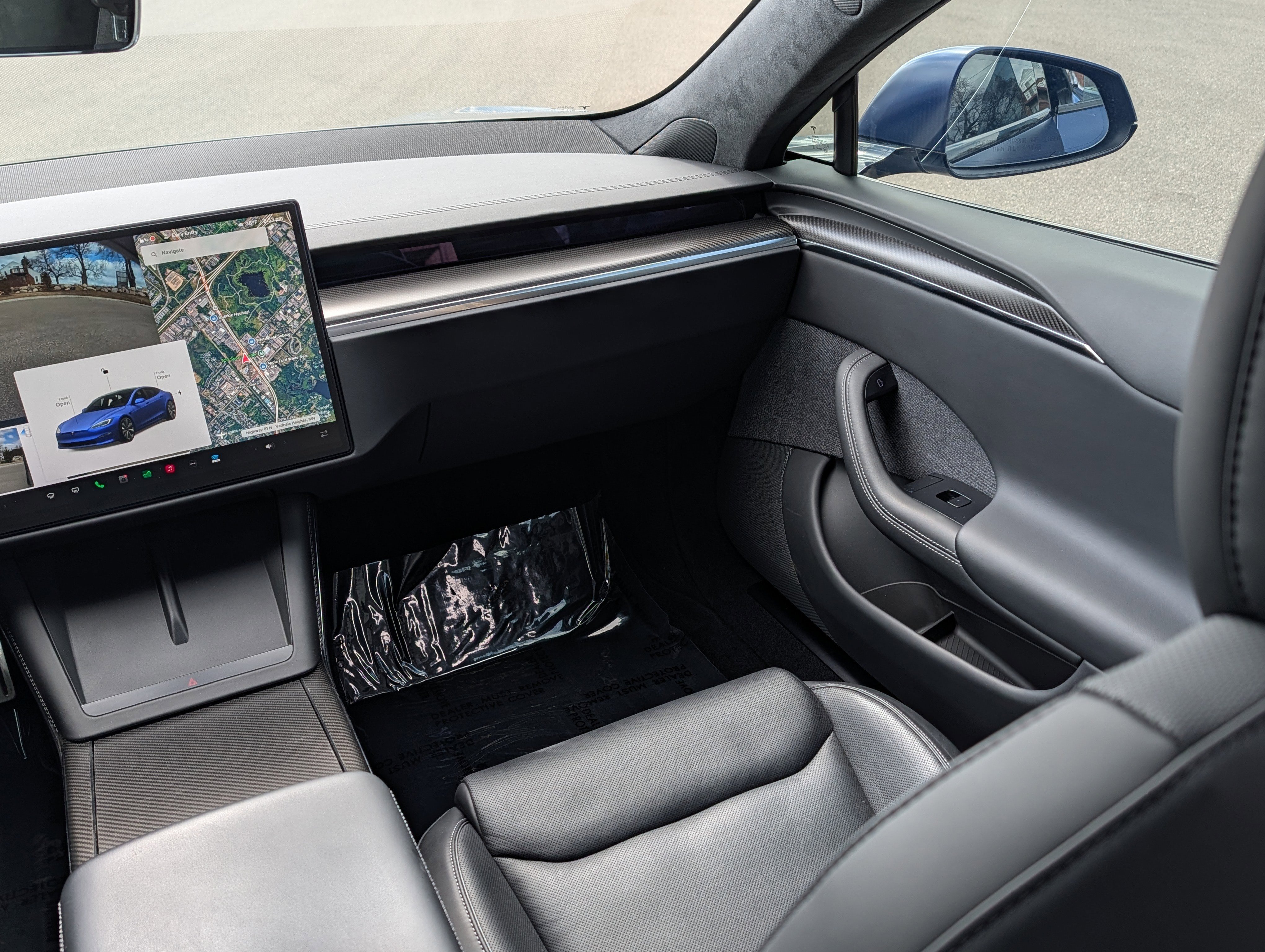 Used 2022 Tesla Model S Plaid image 11