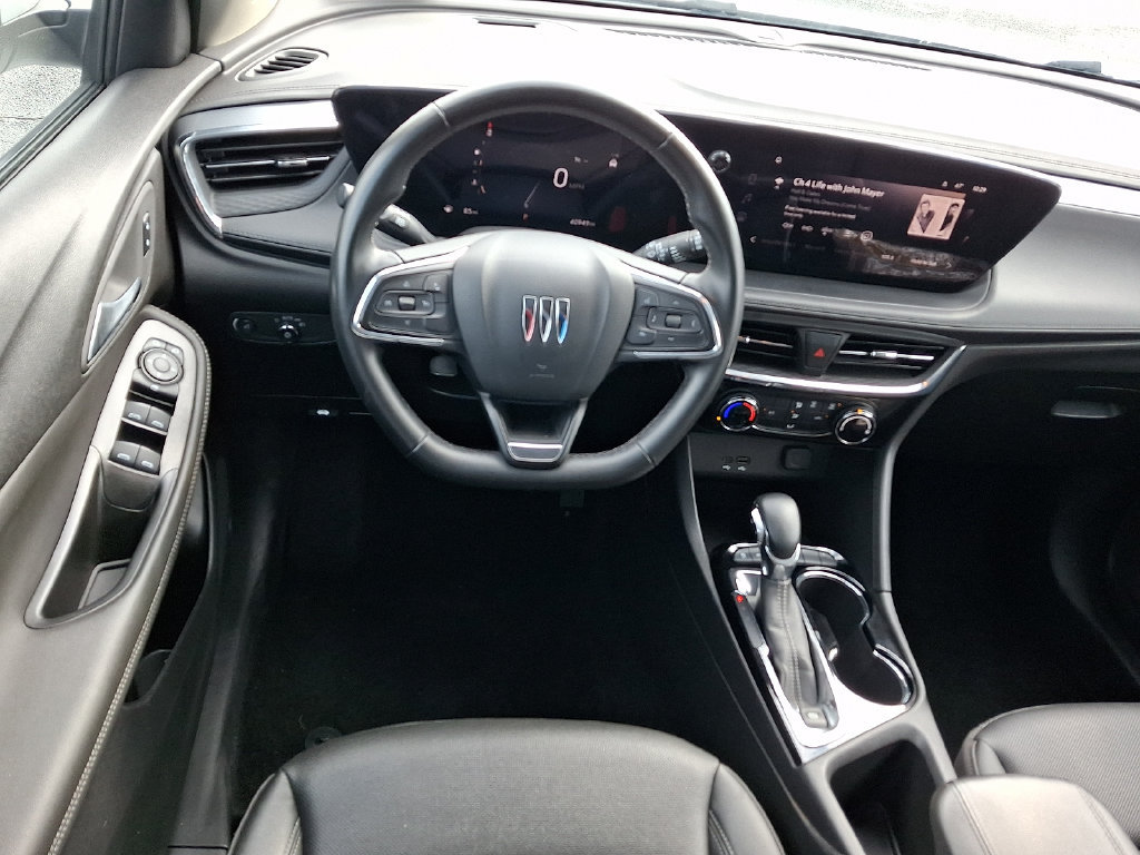 Used 2024 Buick Encore GX Sport Touring AWD/4WD image 2