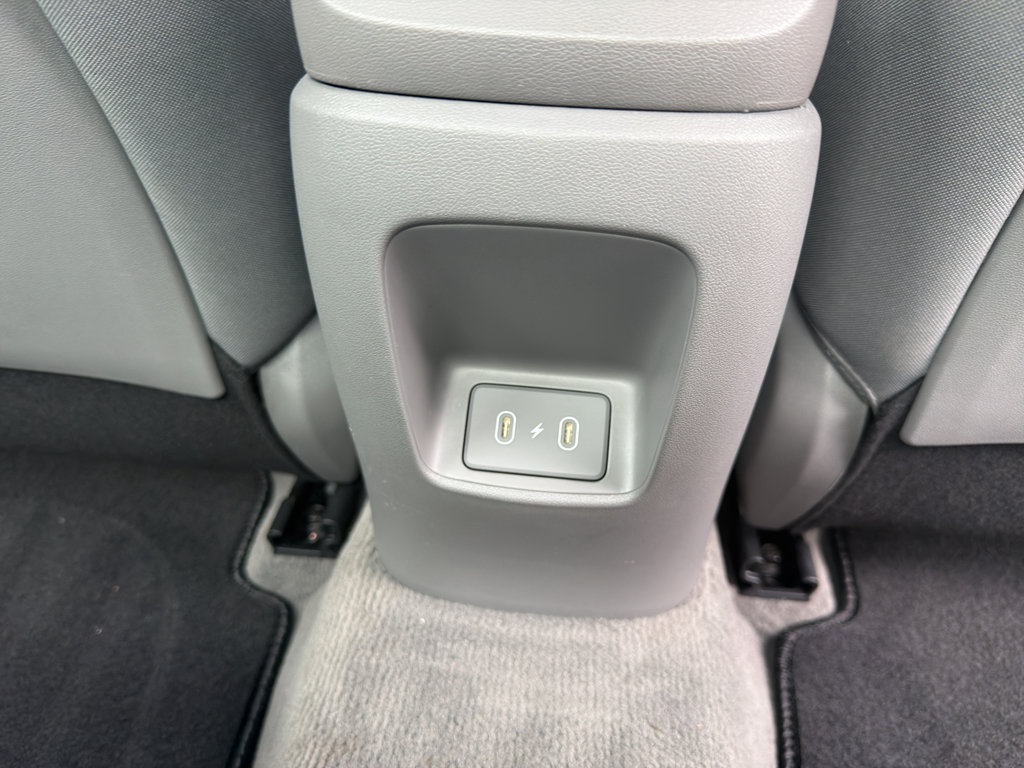 Certified 2024 Hyundai Elantra SE FWD image 22