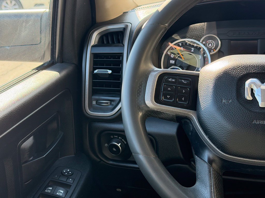 Used 2020 RAM 3500 Tradesman AWD/4WD image 15
