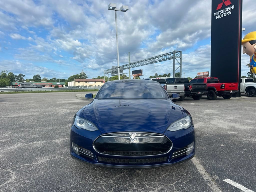 Used 2016 Tesla Model S 70 RWD image 8