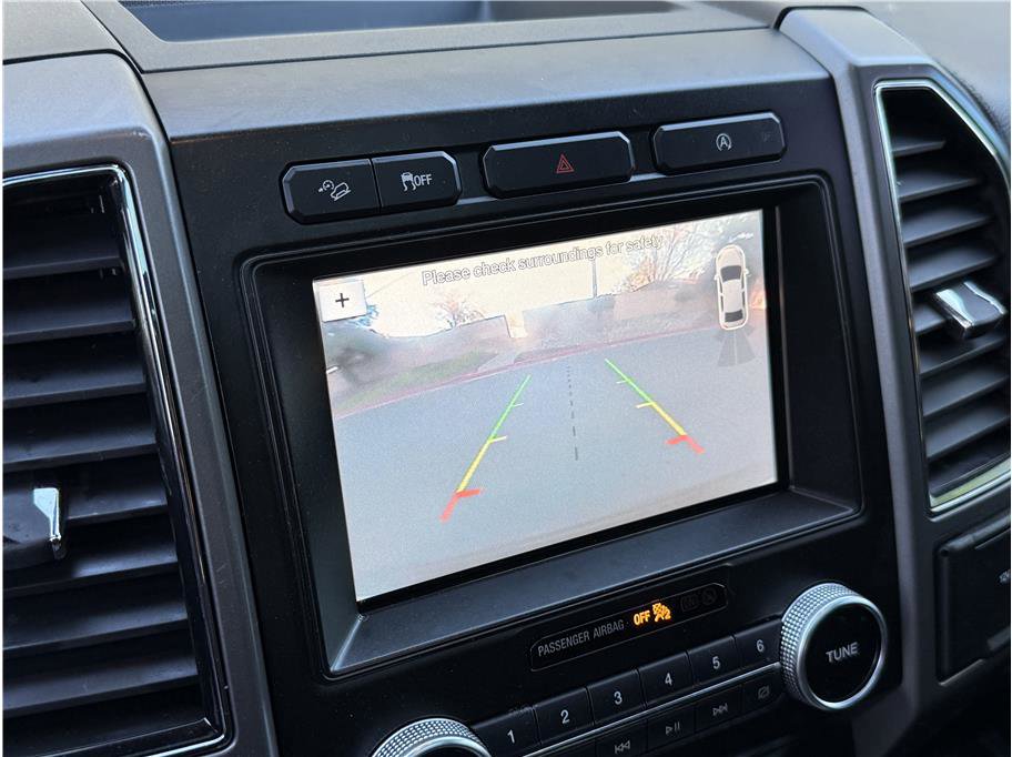 Used 2018 Ford Expedition XLT w/ Equipment Group 202A image 15