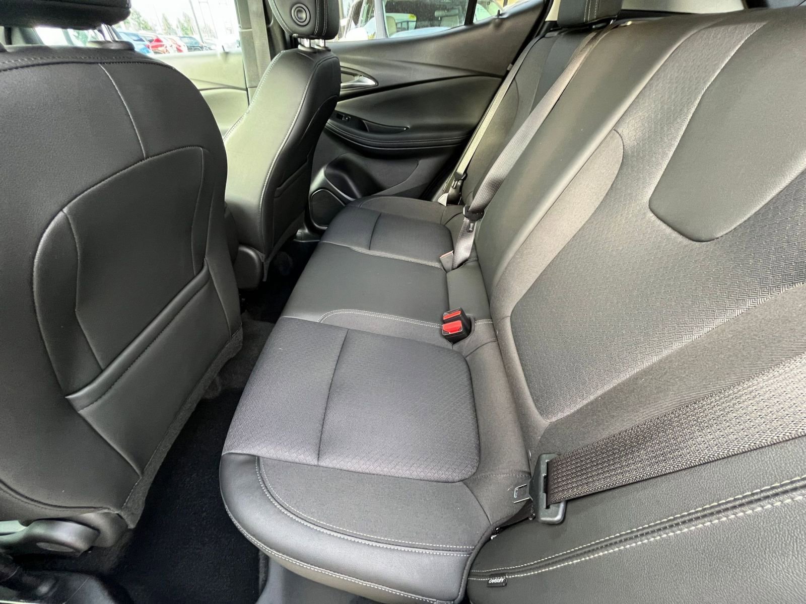 Used 2025 Buick Encore GX Preferred image 27