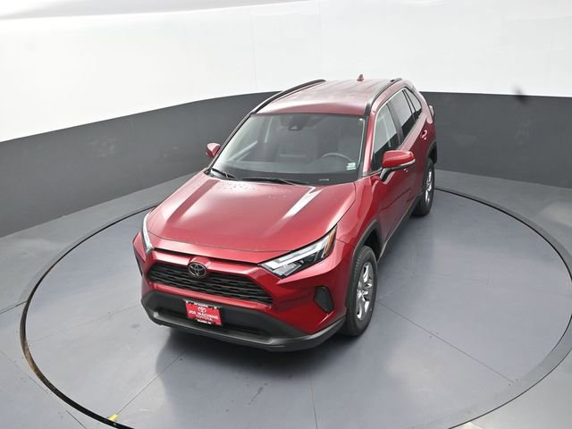 Used 2025 Toyota RAV4 XLE image 27
