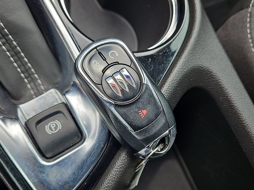 Used 2025 Buick Encore GX Preferred FWD image 25