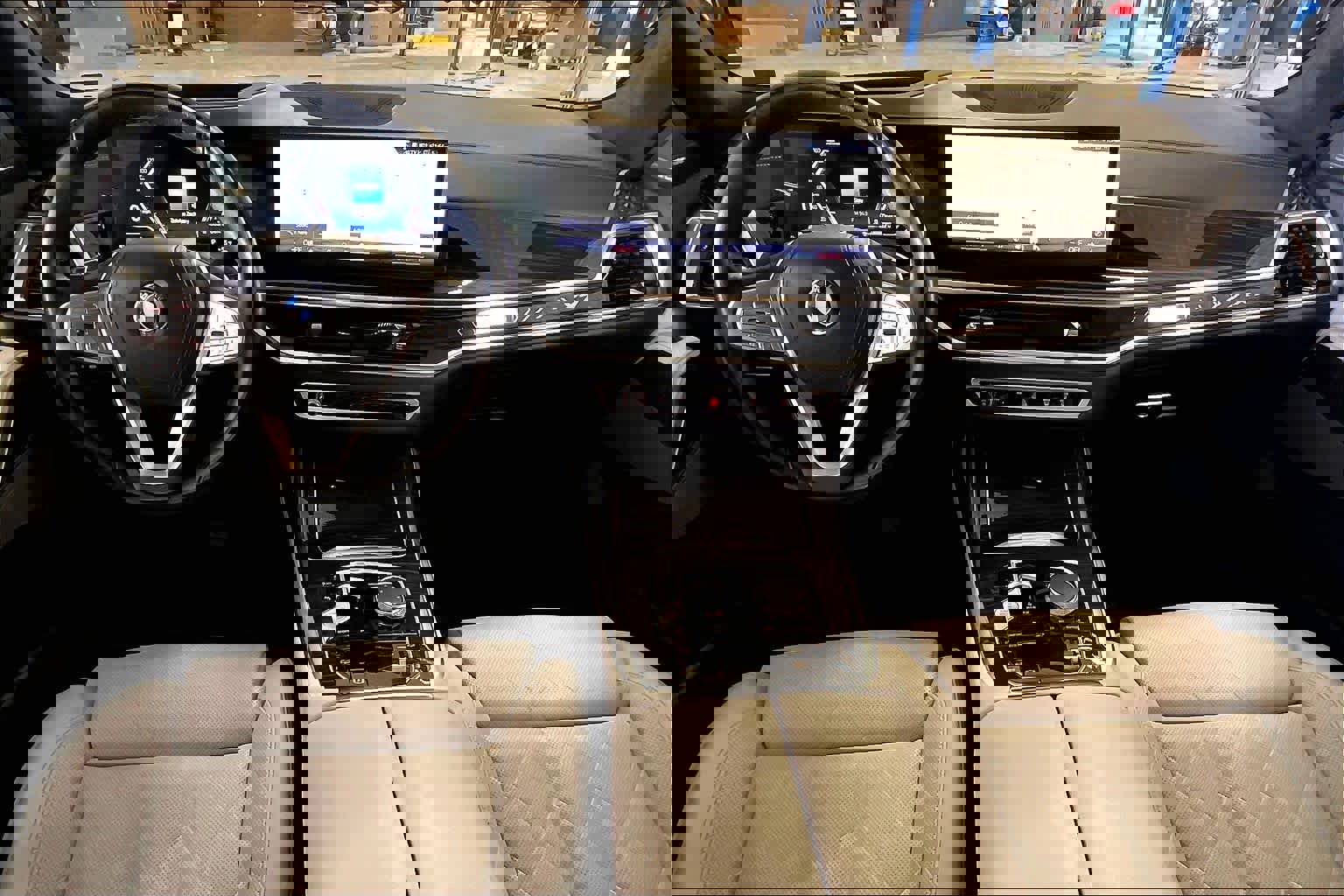 Used 2024 BMW X7 xDrive40i image 15