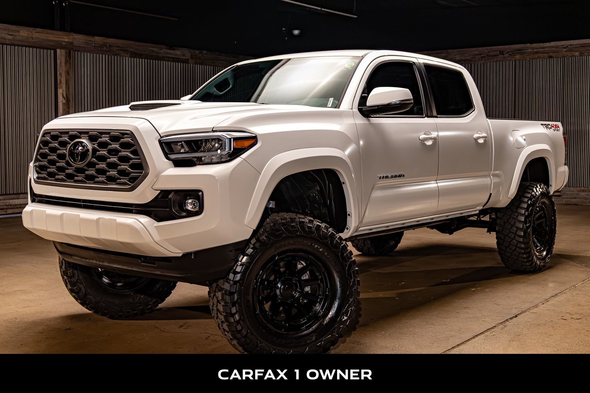 Used 2023 Toyota Tacoma TRD Sport image 5