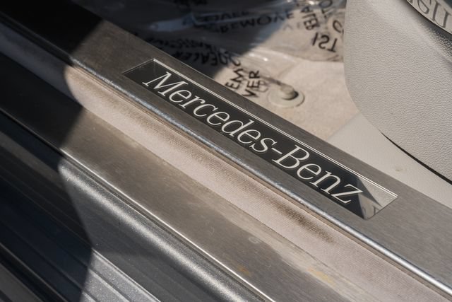 Used 2011 Mercedes-Benz S 550 image 38