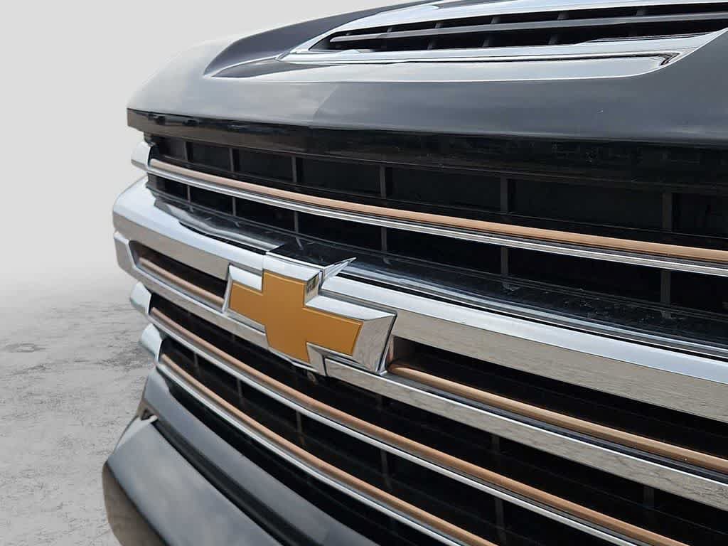Used 2023 Chevrolet Silverado 2500 High Country w/ Safety Package II AWD/4WD image 13