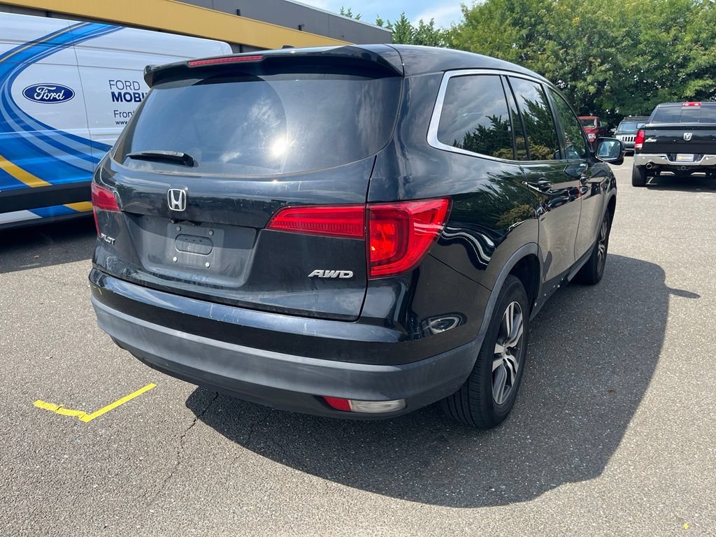 Used 2017 Honda Pilot EX image 7