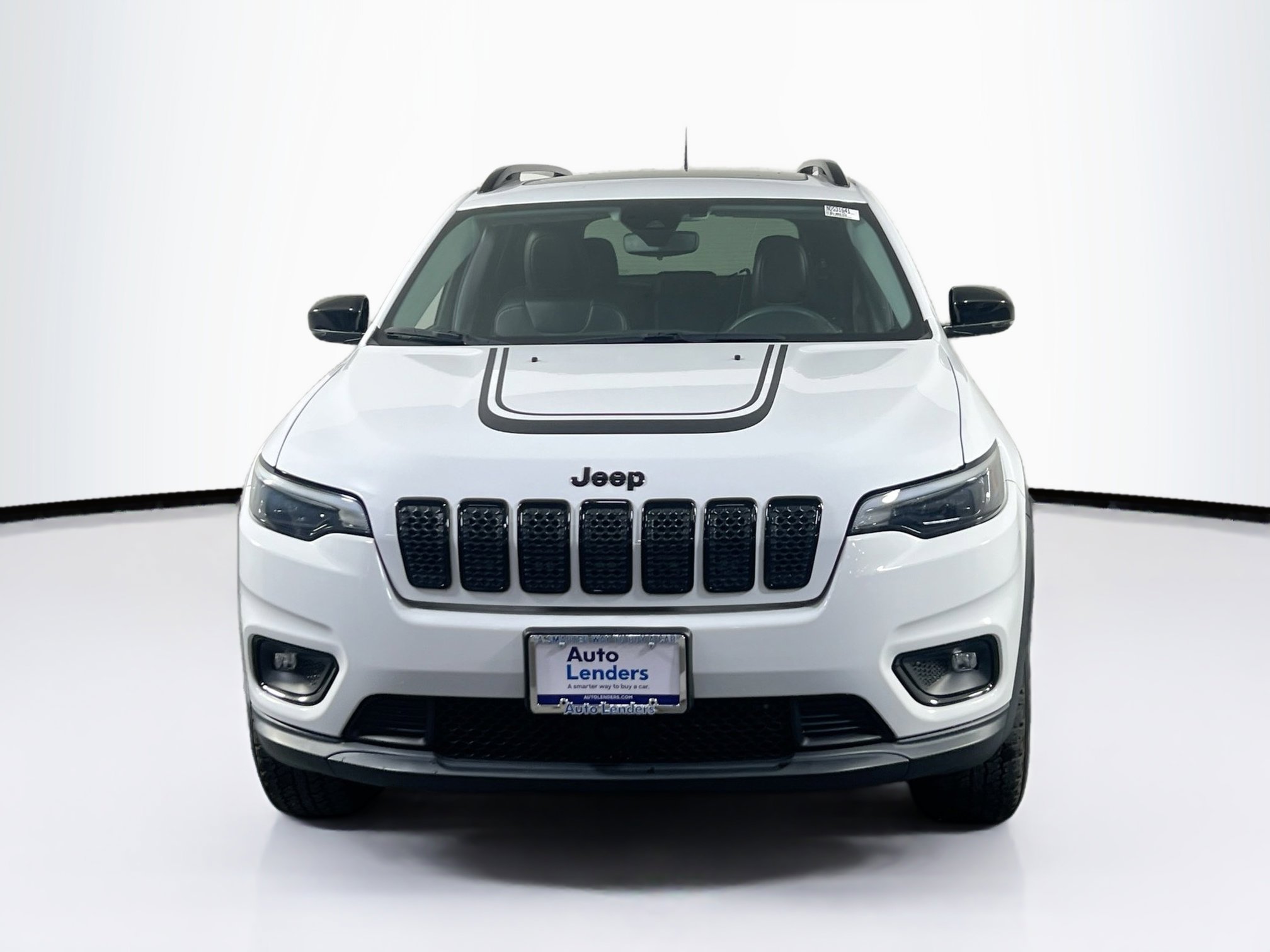 Used 2022 Jeep Cherokee Latitude w/ Sun & Sound Group AWD/4WD image 2
