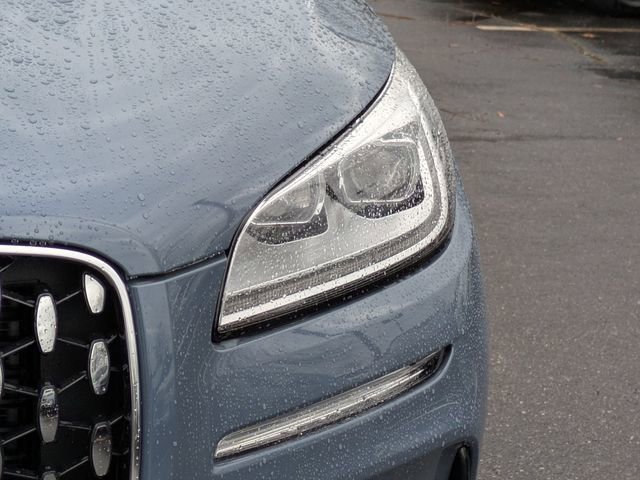 New 2026 Lincoln Corsair Premiere image 8