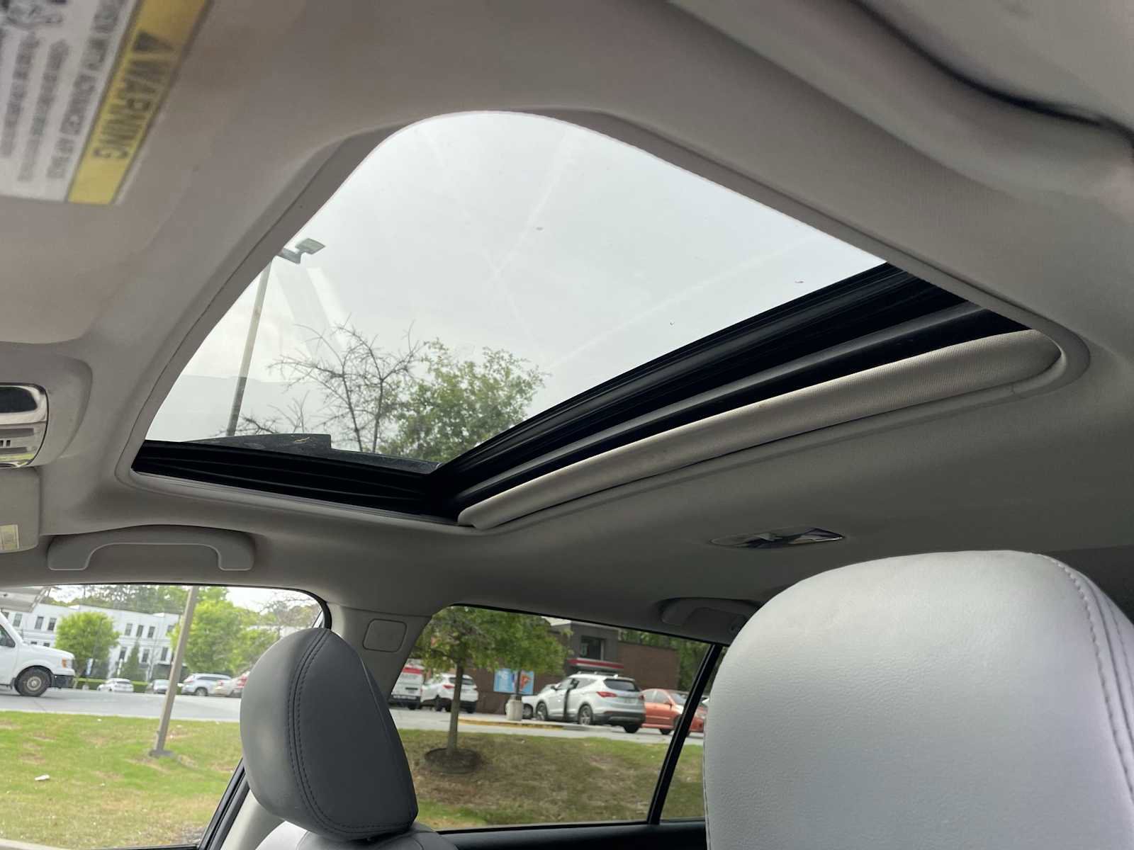 Used 2018 Subaru Outback 2.5i Limited image 11