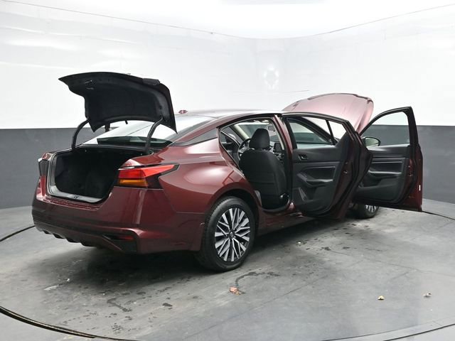 Used 2024 Nissan Altima 2.5 SV image 46
