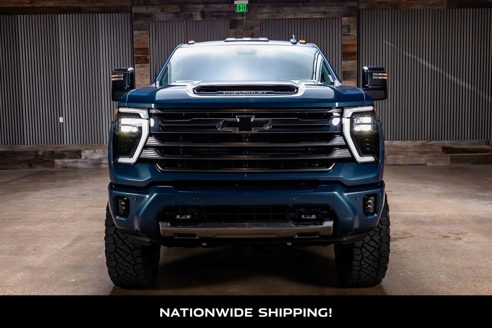 Used 2024 Chevrolet Silverado 2500 High Country w/ High Country Premium Package AWD/4WD image 4