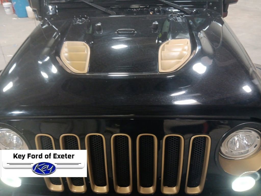 Used 2017 Jeep Wrangler Unlimited Sahara w/ Dual Top Group image 9